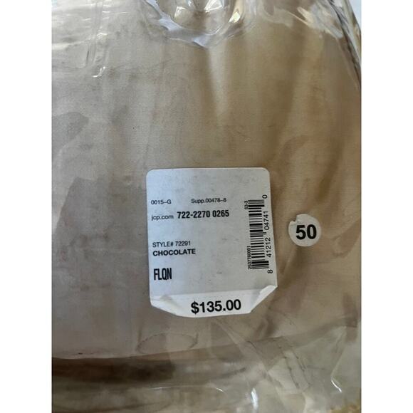 Daniel Cremieux Beige/Gold "Chocolate" ruffled coverlet Full/Queen Size - Picture 2 of 14